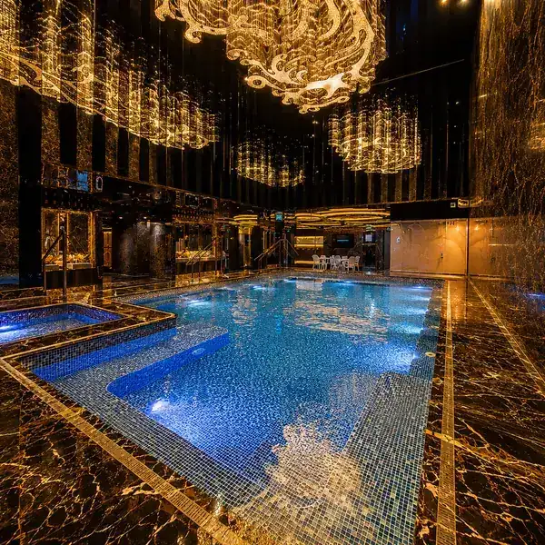 Gold-and-black marble jacuzzi pool