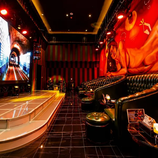 Red-and-black cinema stage suite