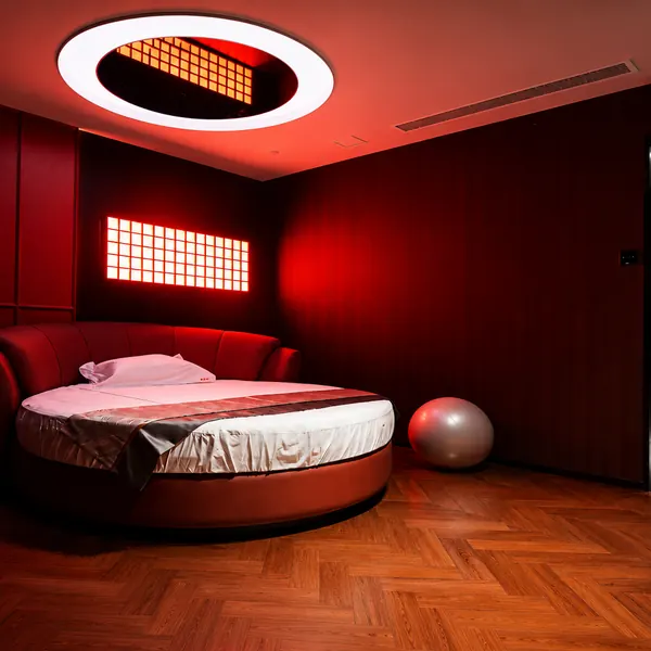 Red round-bed themed room